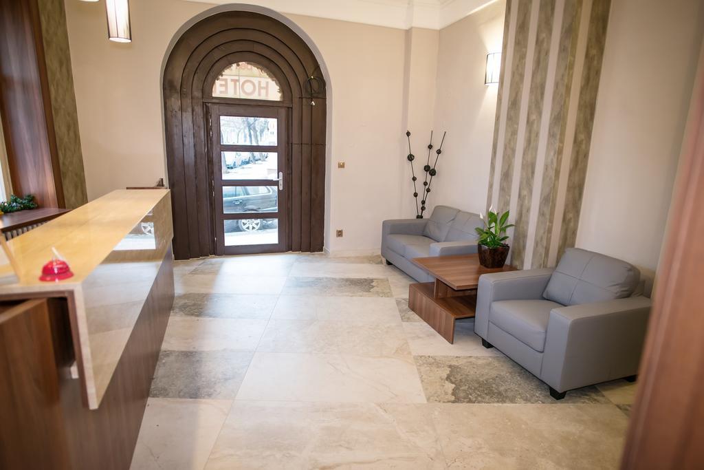 Hotel City Bell Прага Екстериор снимка