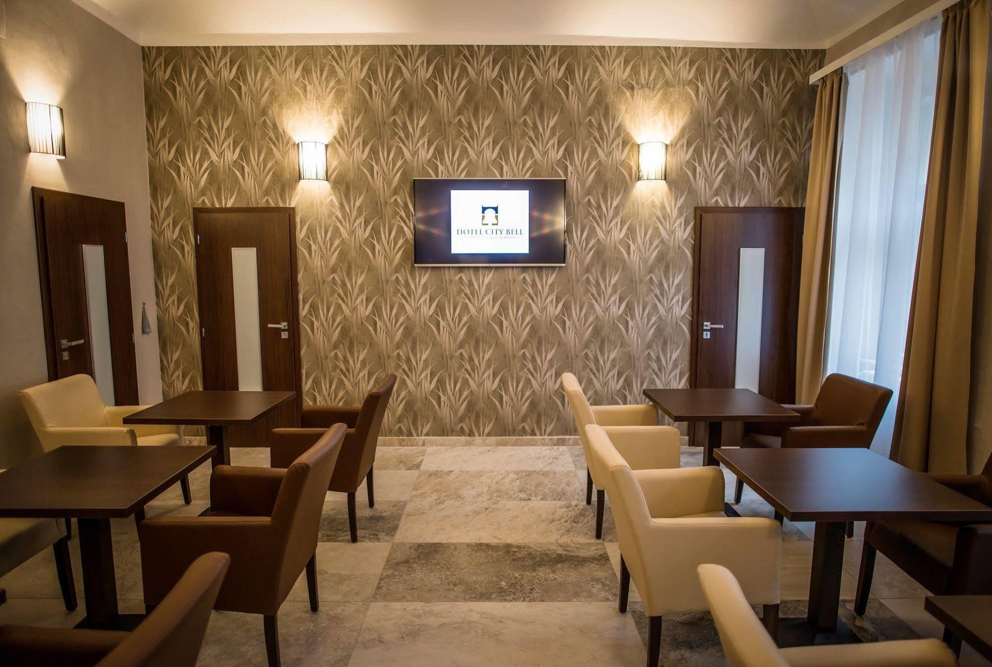 Hotel City Bell Прага Екстериор снимка